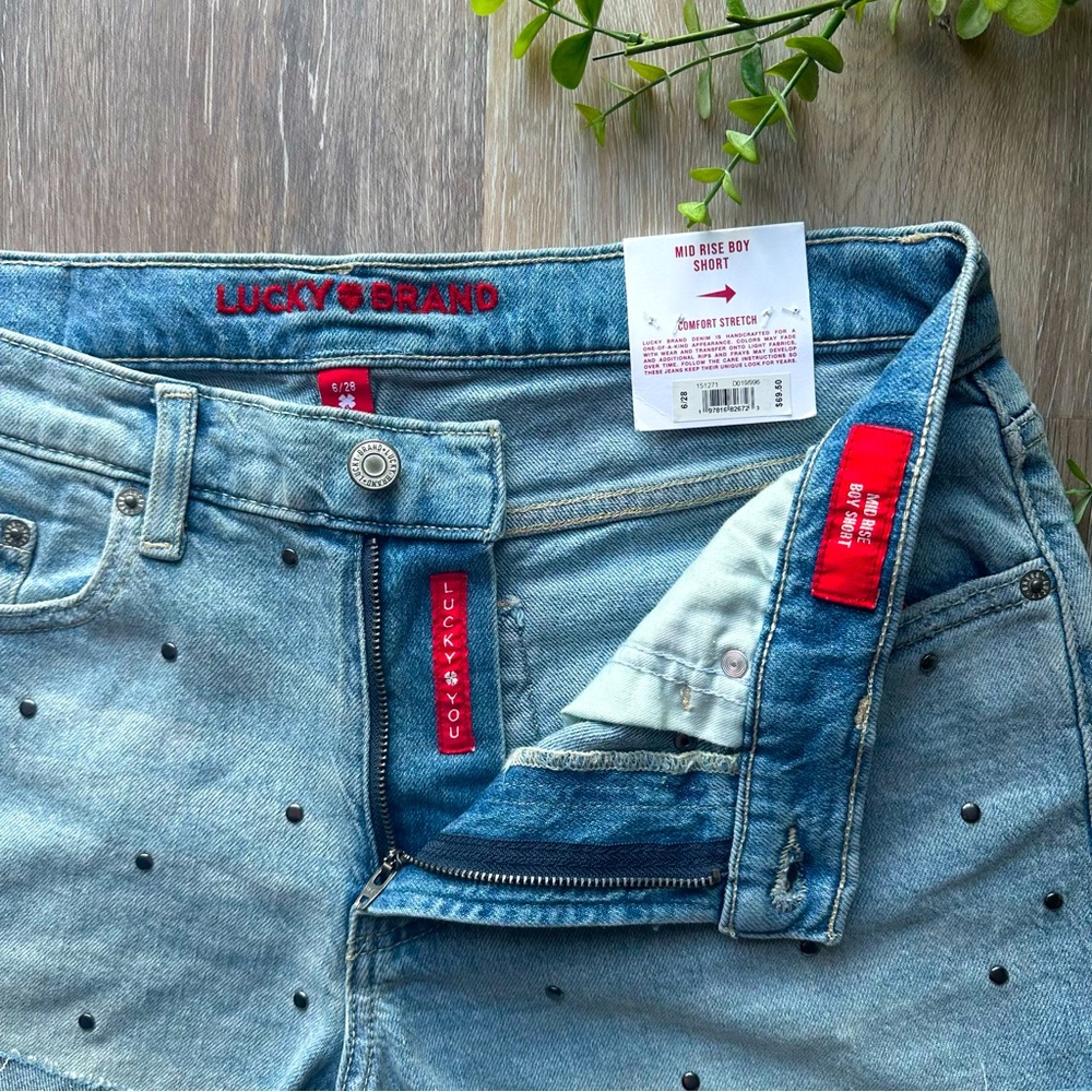 Lucky Brand Women's Light Blue Studded Jean Shorts Mid Rise - Picture 5 of 8